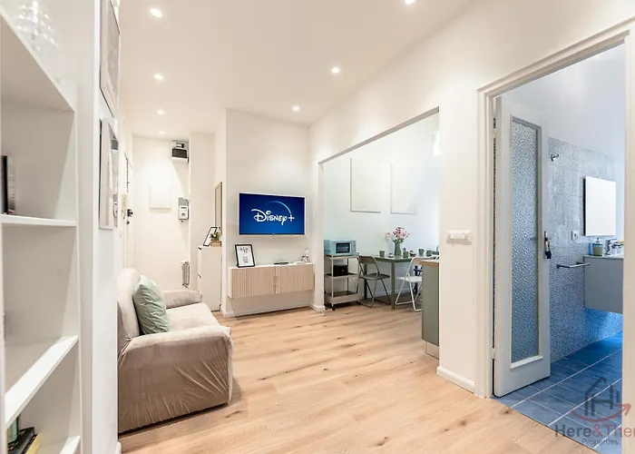 New Modern Apt- Center 10min - Hiper Wifi - A-c Apartment *
